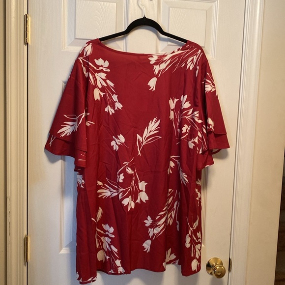 Brand New BloomChic Maroon/White Floral Blouse…size 26 - Picture 2 of 6